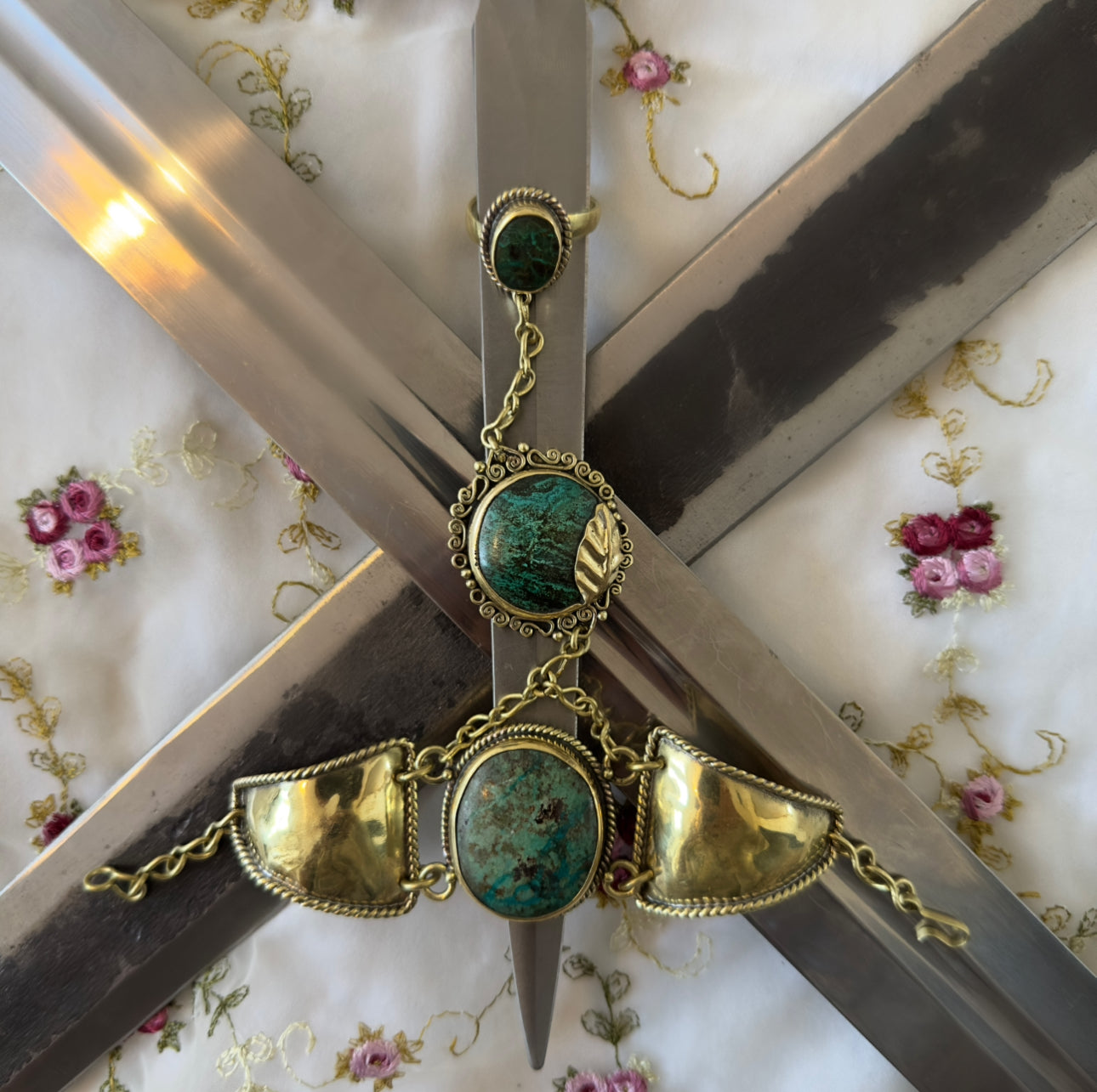 Chrysocolla Handchain