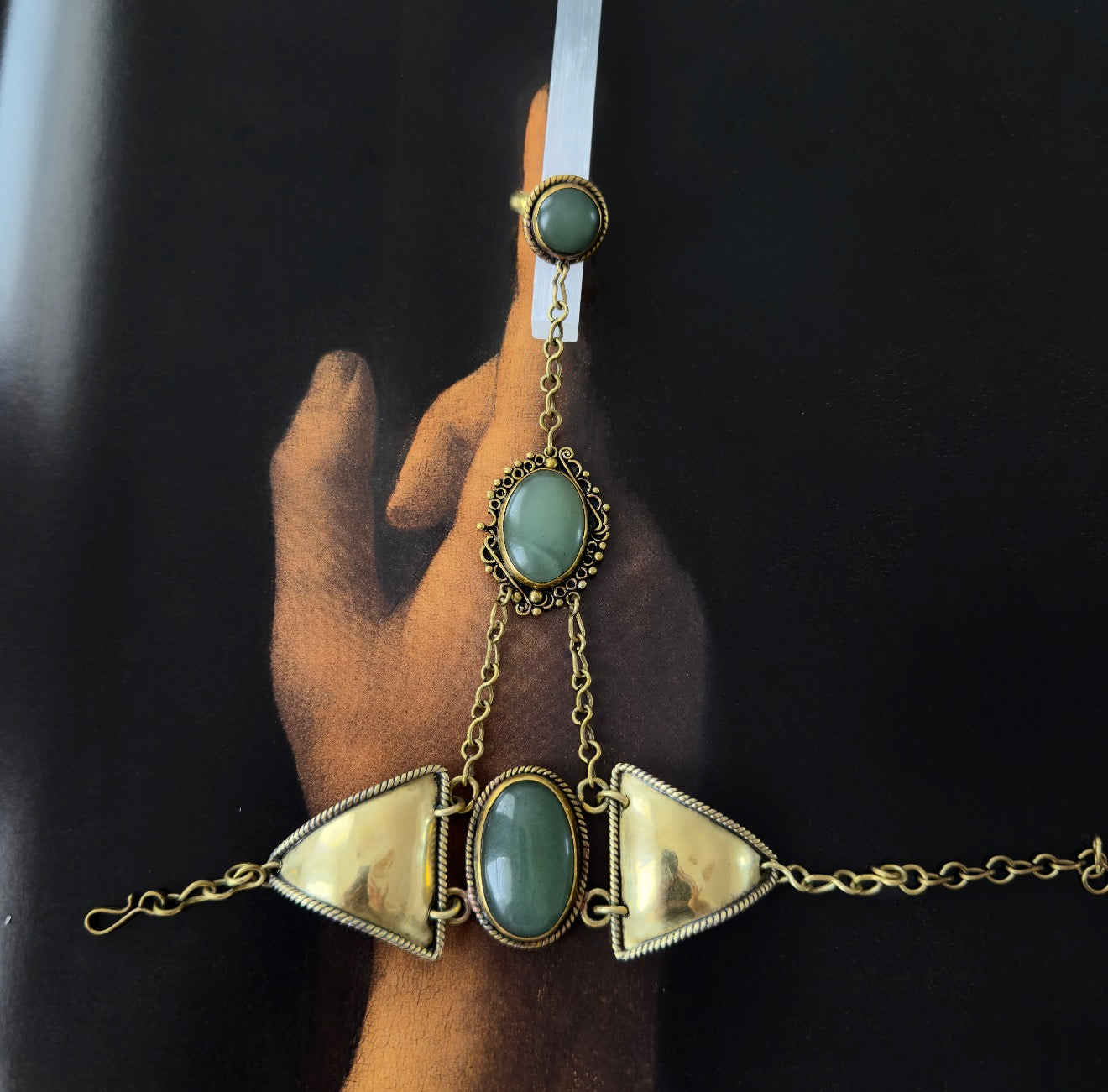 Green Quartz Handchain