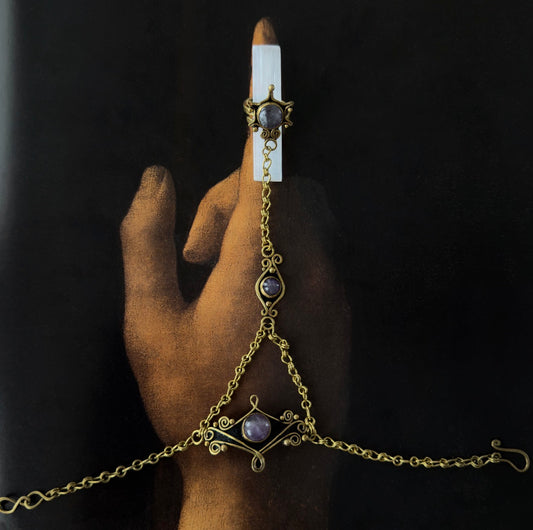 Amethyst Dainty Handchain